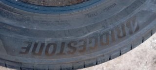 Bridgestone 215/65 R16 102H Neumático pareja
