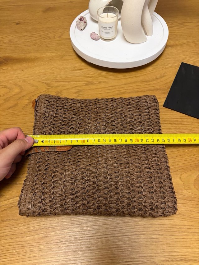 Bolso bandolera rafia trenzado marrón