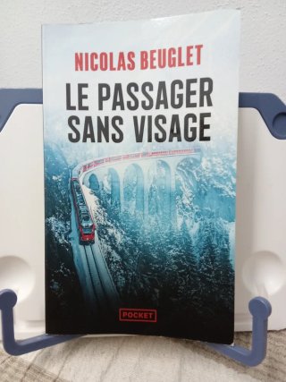 Libros en frances Delphine de Vigan y otros