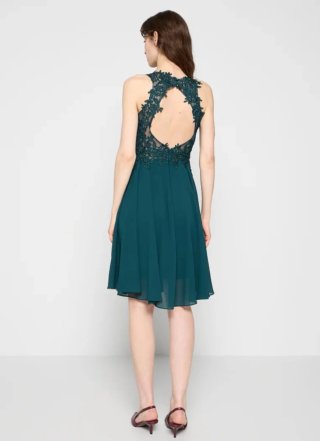 Vestido Apart verde con encaje sin estrenar