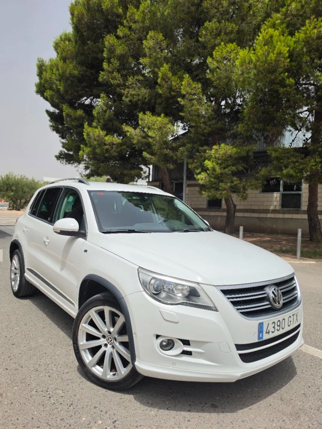 VOLKSWAGEN TIGUAN R LINE DSG 140CV