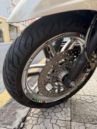 Piaggio Beverly 400hpe Nov 2021