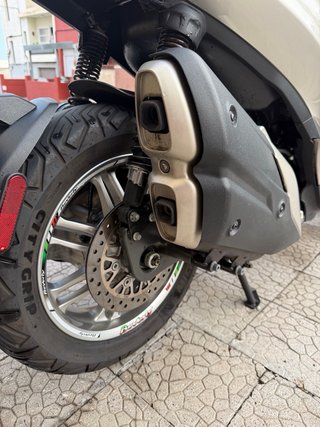 Piaggio Beverly 400hpe Nov 2021