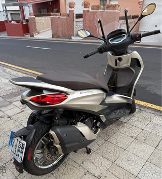 Piaggio Beverly 400hpe Nov 2021