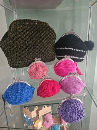 Portafogli fatti a mano, misure diverse