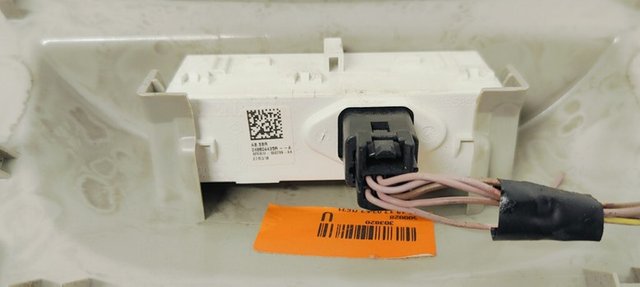 LUZ INTERIOR RENAULT CLIO IV 1.5 DCI 75 FAP 96980