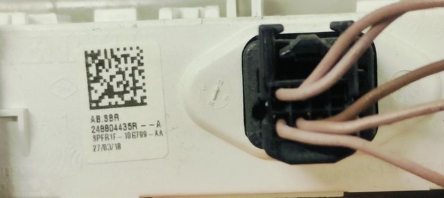LUZ INTERIOR RENAULT CLIO IV 1.5 DCI 75 FAP 96980