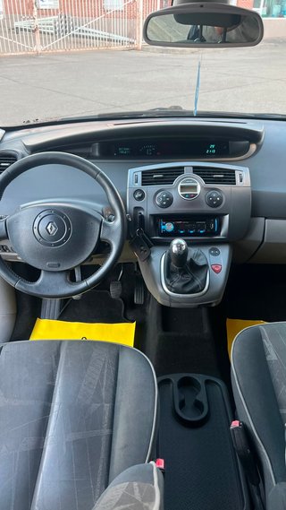Renault Scenic Etiqueta B