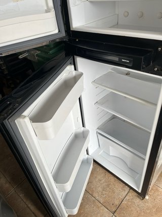 Nevera Tri-Valente para Autocaravana