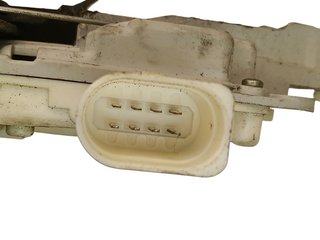 CERRADURA PUERTA TRASERA IZQUIERDA AUDI A4 BERLIN