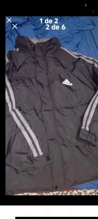 Abrigo Adidas Negro con Rayas