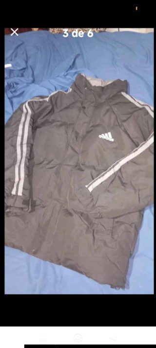 Abrigo Adidas Negro con Rayas