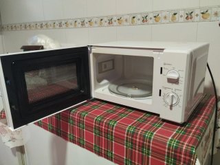 Microondas Nevir Blanco