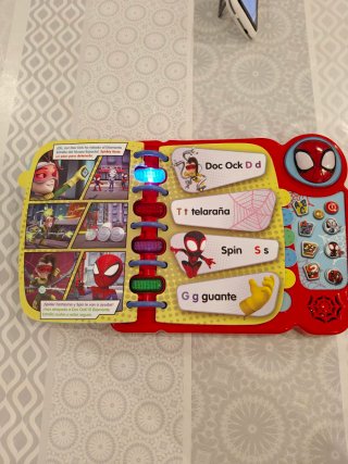 Libro interactivo "Aprende a leer con Spidey"