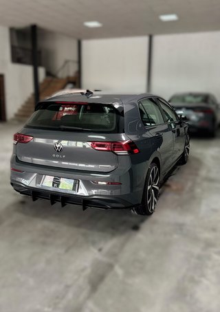 Volkswagen Golf 2021