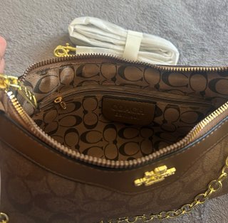Bolso Coach Marrón con Cadena Dorada