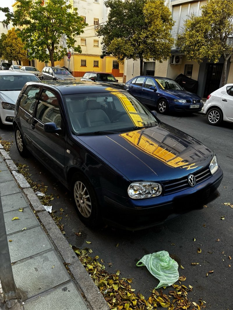 Volkswagen Golf 2005 - foto 1
