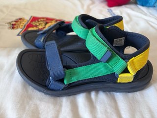 Sandalias niño talla 37