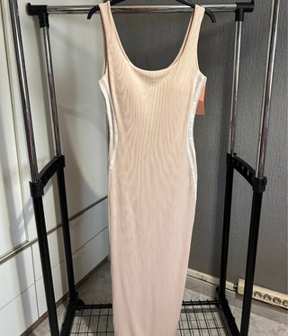Vestido canalé beige talla única