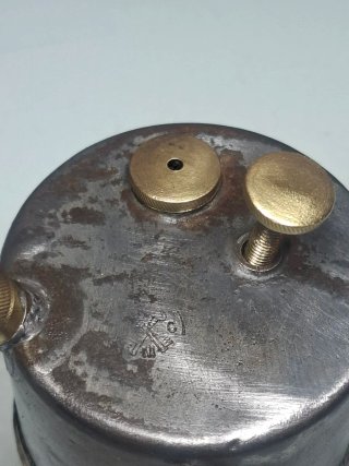 Lámpara de carburo antigua