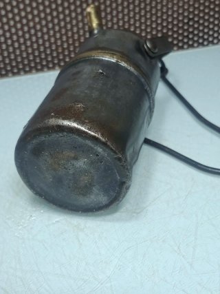 Lámpara de carburo antigua
