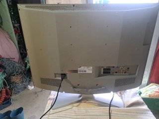 Televisor Samsung gris