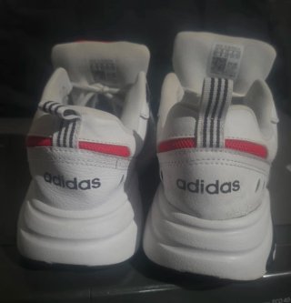 Zapatillas Adidas Strutter Talla 42