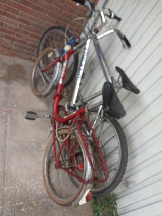 Oferta 2 Bicicletas Clásica Roja y otra plateada
