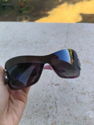 Gafas de sol pantalla Y2K badie rosas y negras