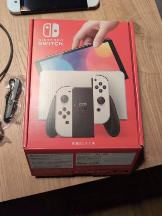Nintendo Switch OLED Blanca y Negra