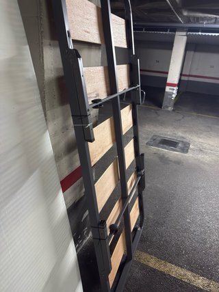 Colchón y somier metálico