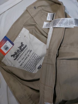 Pantalón Levi's Beige Talla W44 L32
