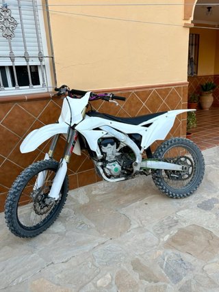 Kawasaki Motocross 2018 Blanca 450cc