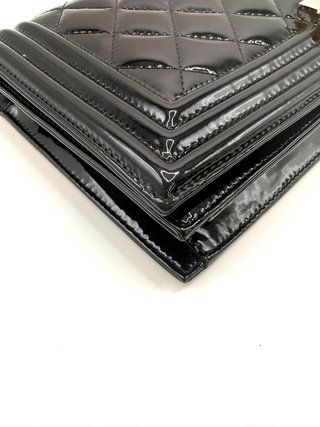 Bolso Clutch Chanel Boy Negro Charol