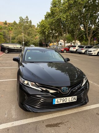 Toyota Camry 2019