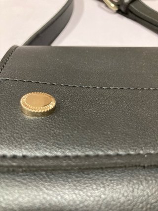 Bolso negro bandolera