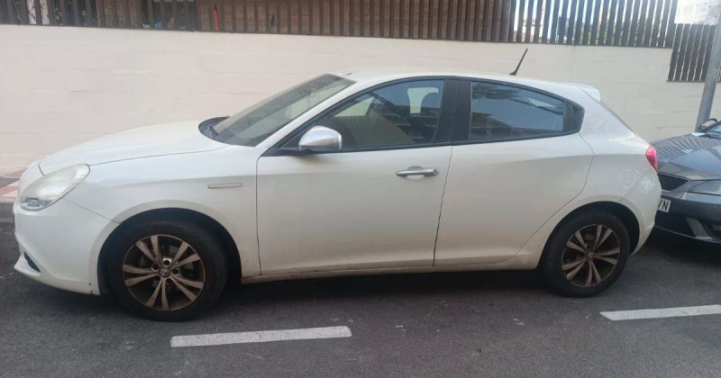 Alfa Romeo Giulietta 2013 - foto 1