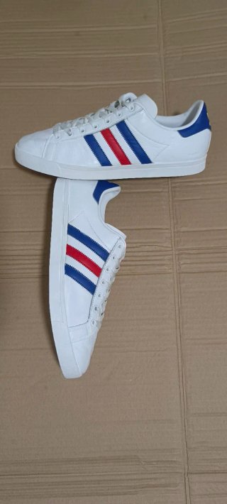 Zapatillas Adidas Blancas y Azules
