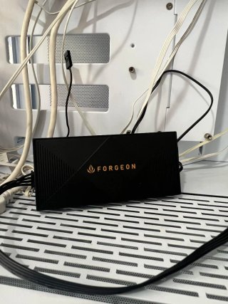 Caja PC Forgeon Kyber ARGB + Controladora ARGB