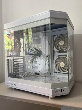 Caja PC Forgeon Kyber ARGB + Controladora ARGB