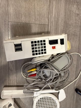 Nintendo Wii con Wii Fit y accesorios y juegos