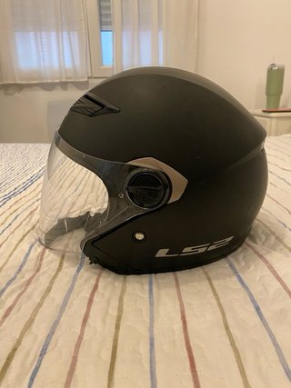 Casco Moto LS2 Negro con Visera Solar