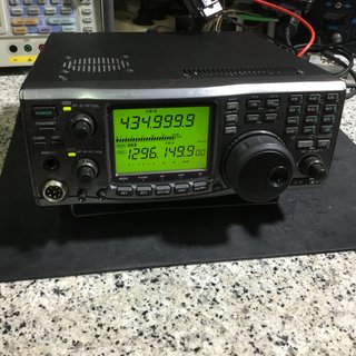 ICOM IC-910H VHF/UHF/SHF Transceptor