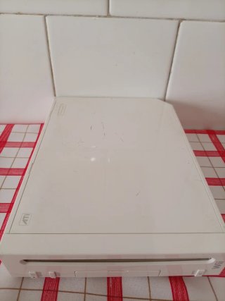 Nintendo Wii con cavi e scheda 1GB