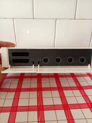 Nintendo Wii con cavi e scheda 1GB