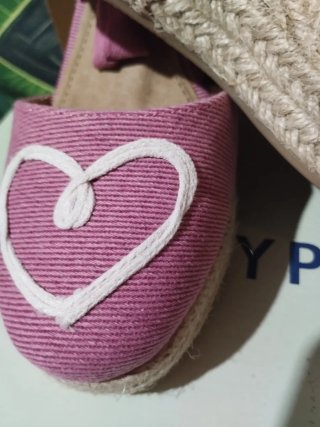 Cuñas ALTA MODA rosas sin estrenar T.36