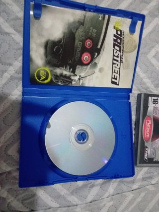 2 Juegos PS2: Smackdown Raw y Need for Speed