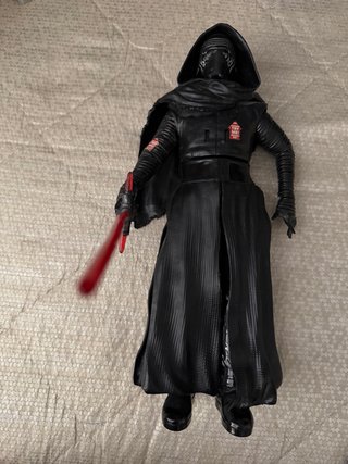 Figura Star Wars Disney Kylo Ren