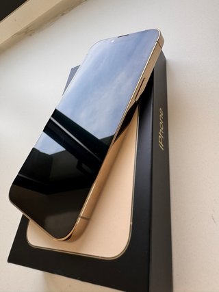 iPhone 13 pro Gold