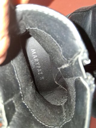 Botines MariPaz Talla 38 Negros